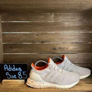 Womens Adidas Ultraboost 4.0 DNA Gray Athletic Running Sneakers Shoes Size 8.5 M